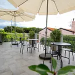 Hotel Tritone