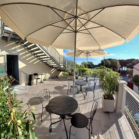 ホテル Tritone トリエステ