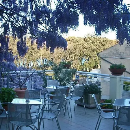 ホテル Tritone トリエステ